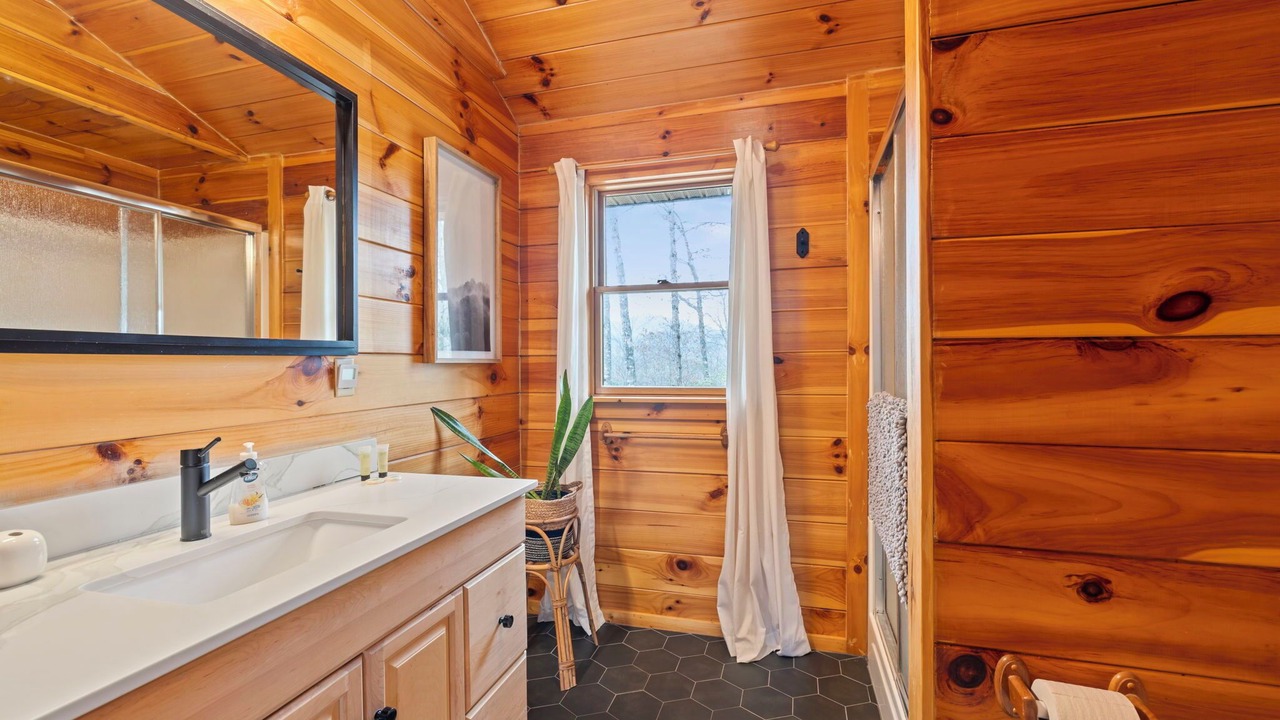 Photo of Bathroom in Lake Toxaway