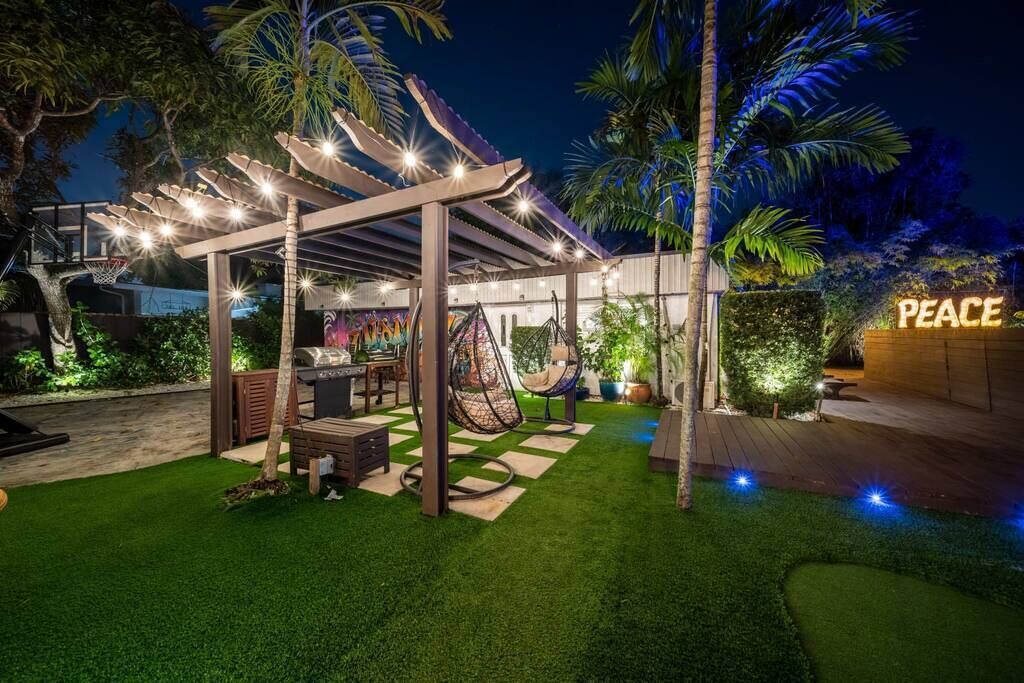 Photo of Outdoor in North Miami