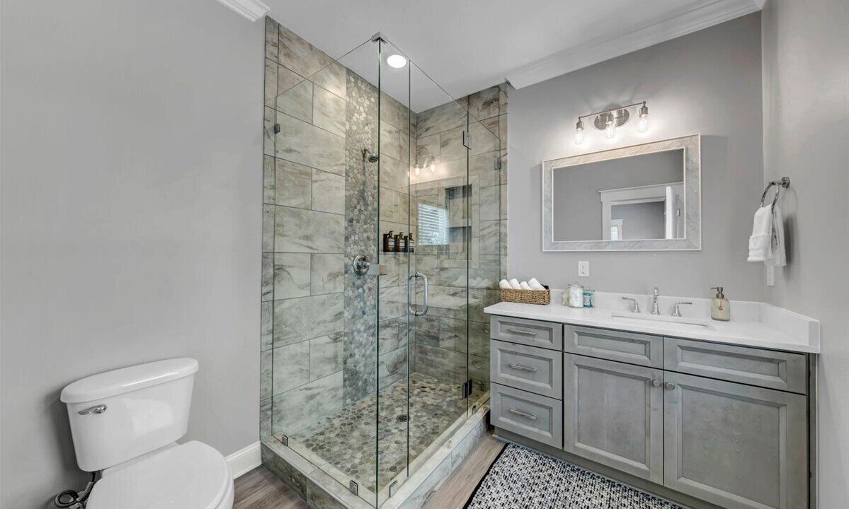 Photo of Bathroom in Guntersville