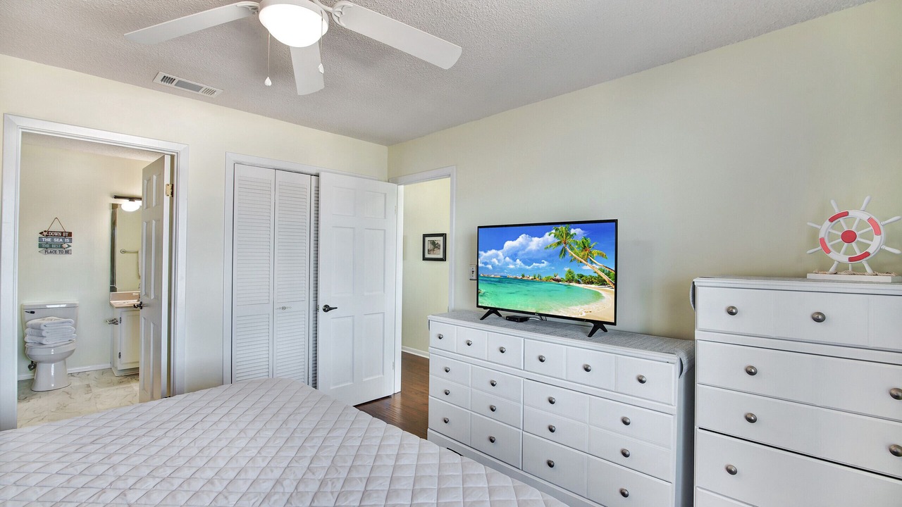 Photo of Bedroom in Laguna Beach
