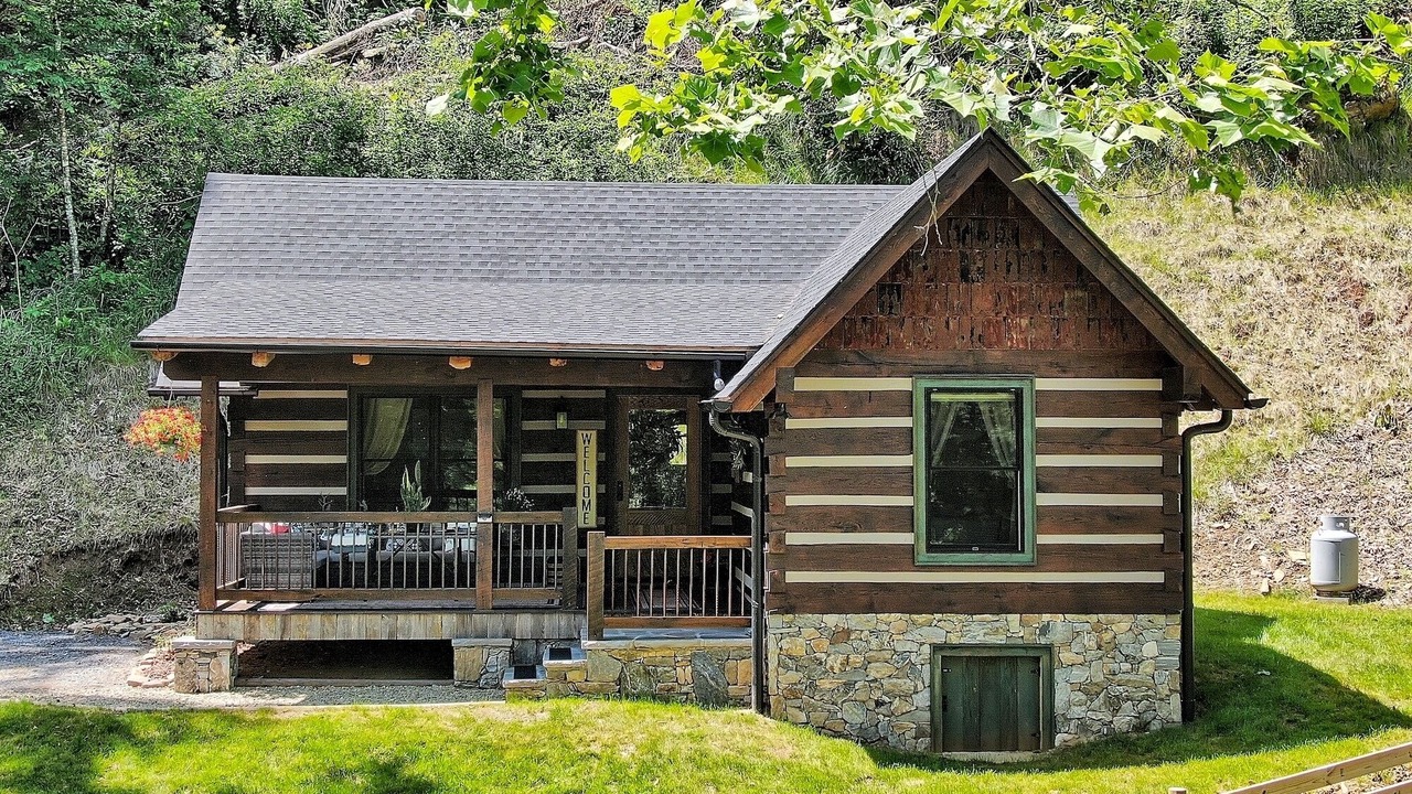Photo of Outdoor in Waynesville