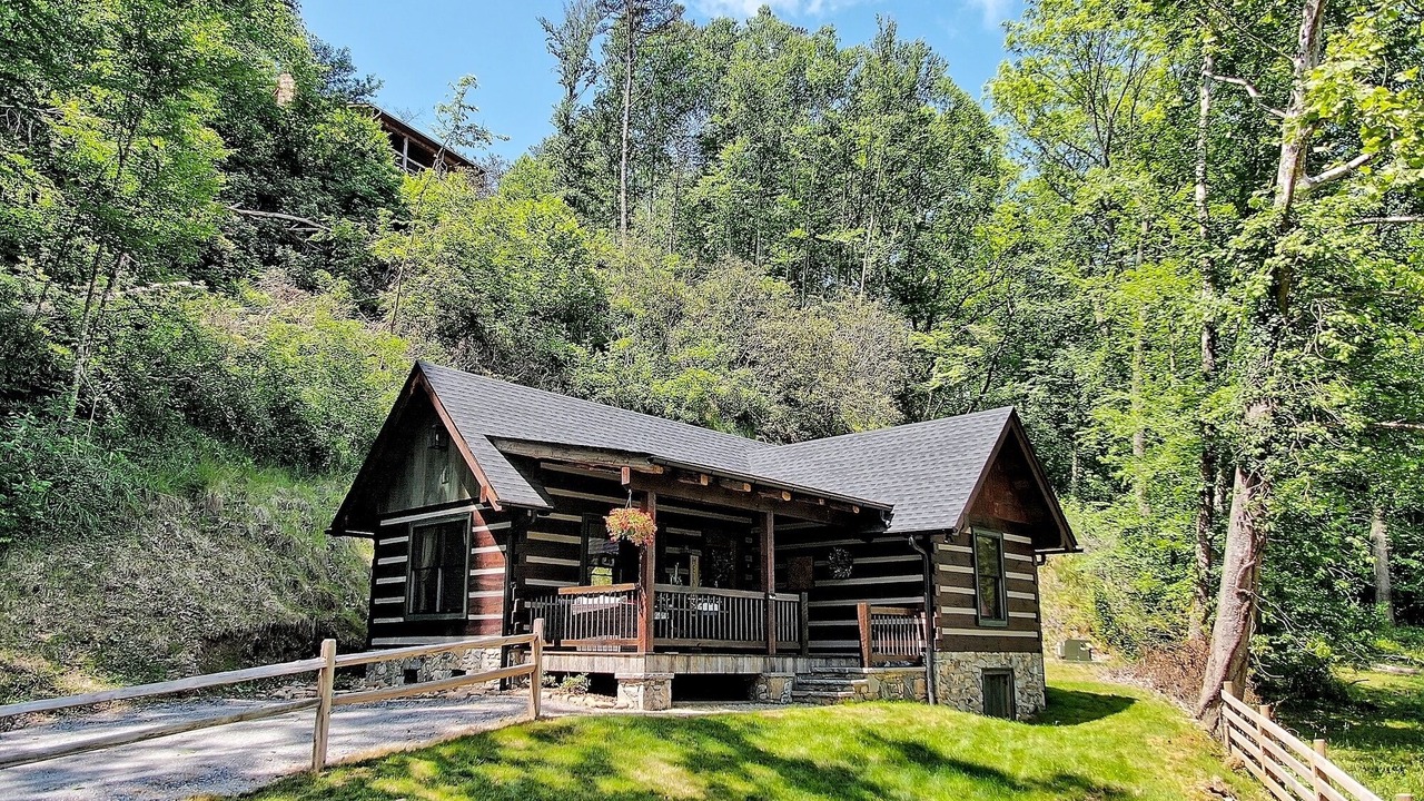 Photo of Outdoor in Waynesville