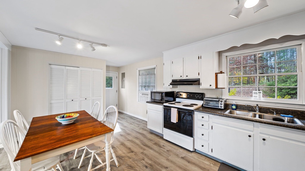 Photo of Kitchen in Mayhew
