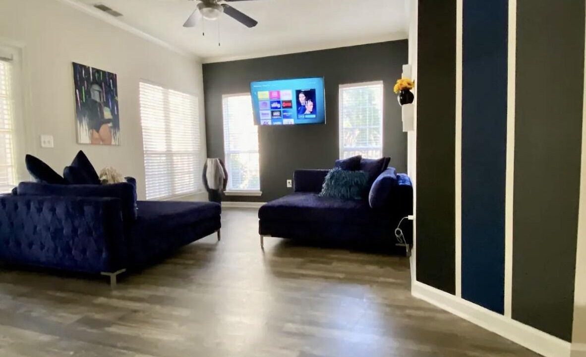 Photo of Livingroom in Greenbriar