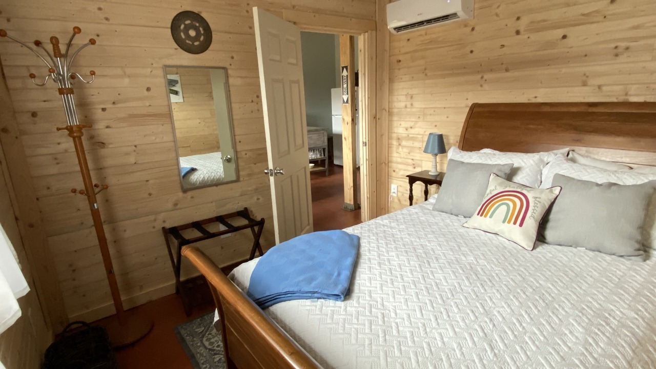 Photo of Bedroom in Newport