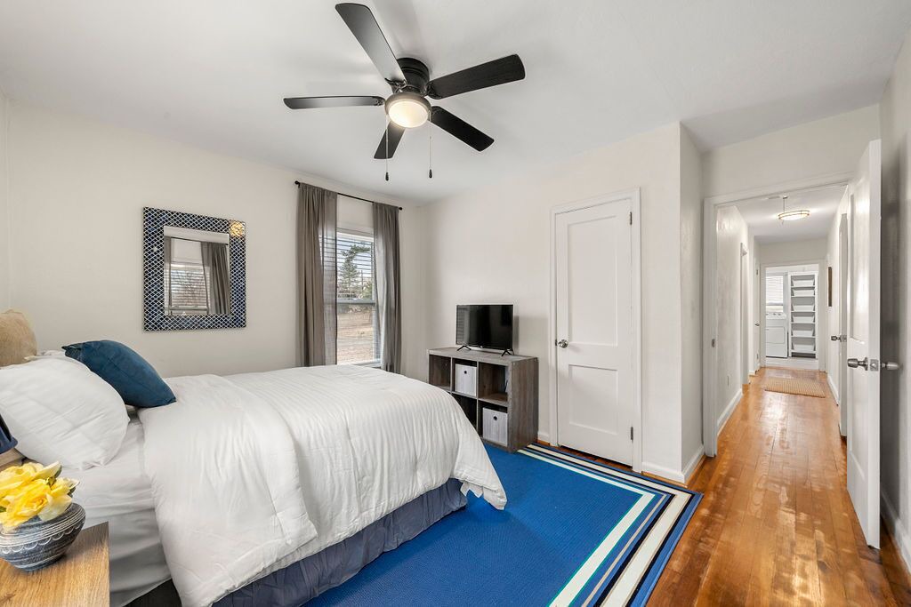 Photo of Bedroom in Hapeville