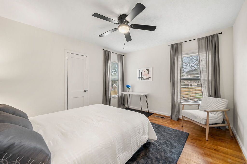 Photo of Bedroom in Hapeville