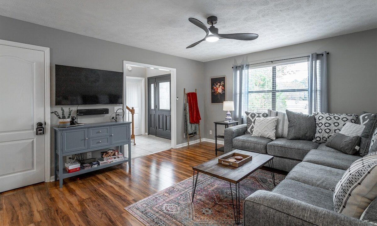 Photo of Livingroom in Trenton