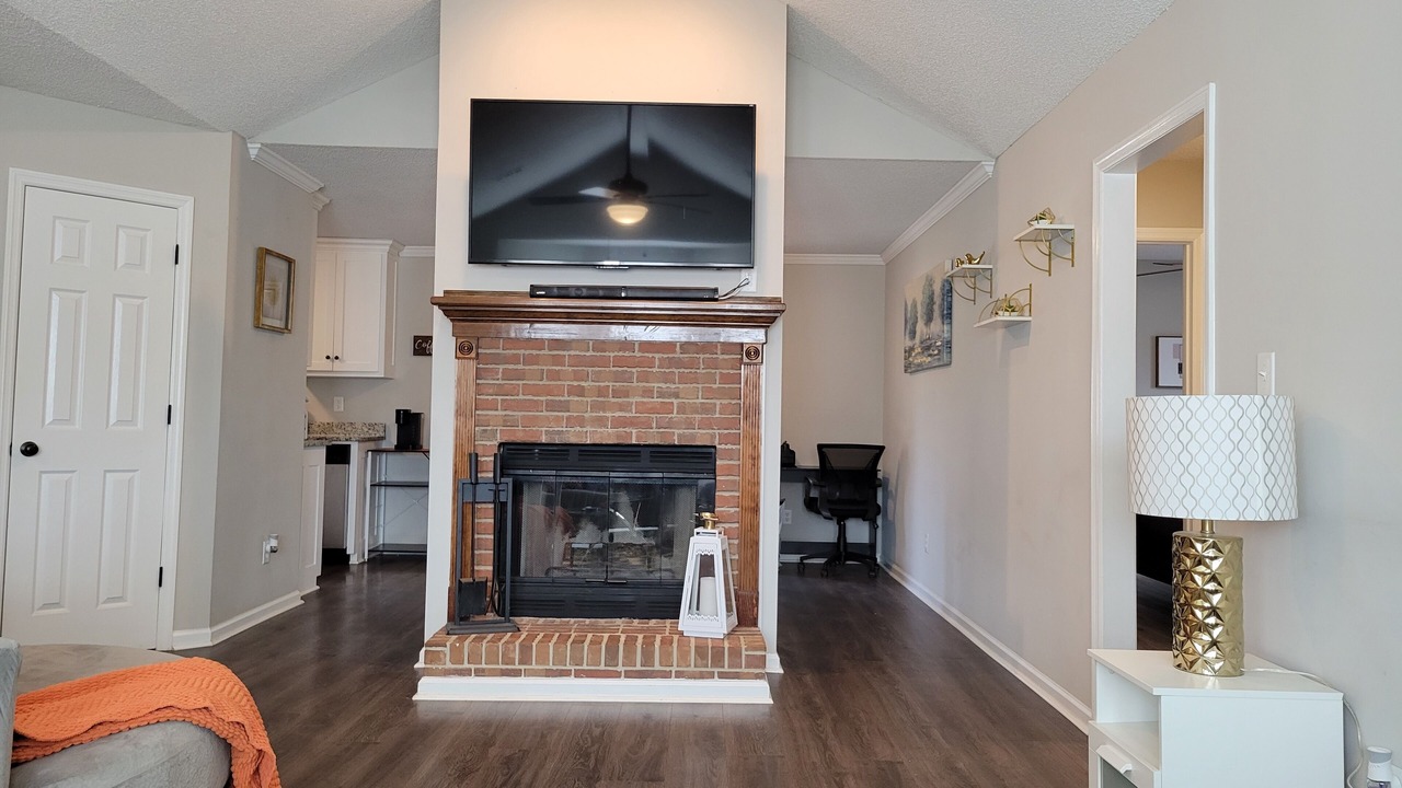Photo of Livingroom in Madison