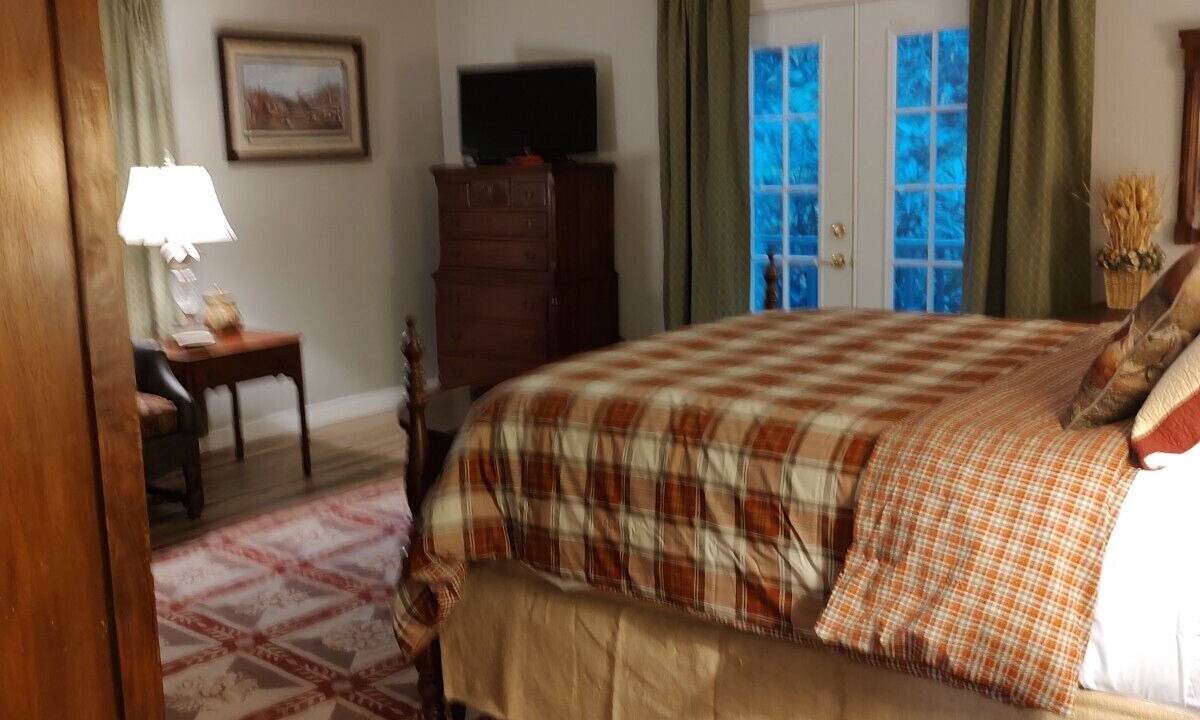 Photo of Bedroom in Lake Toxaway