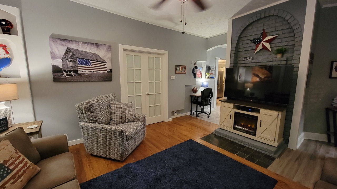 Photo of Livingroom in Dandridge