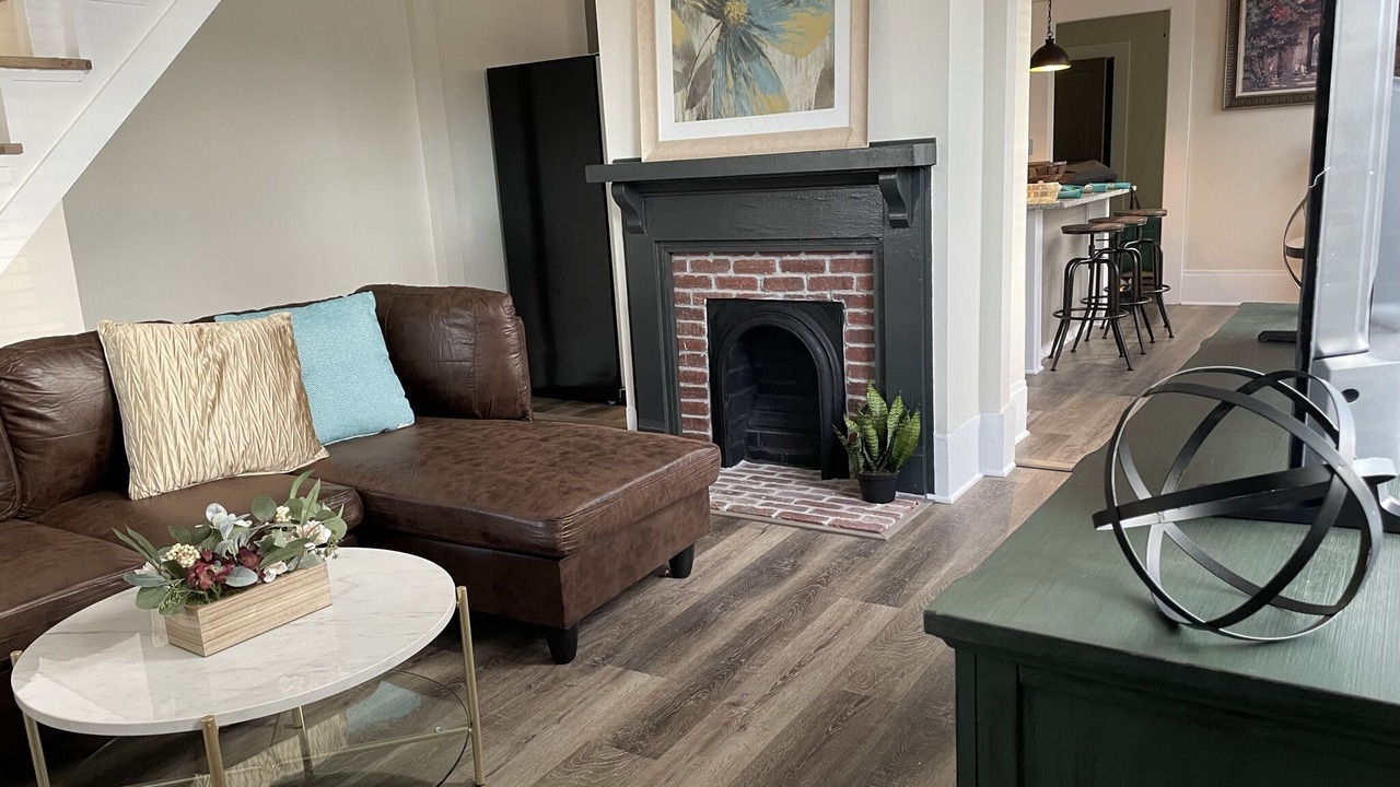 Photo of Livingroom in Porterdale