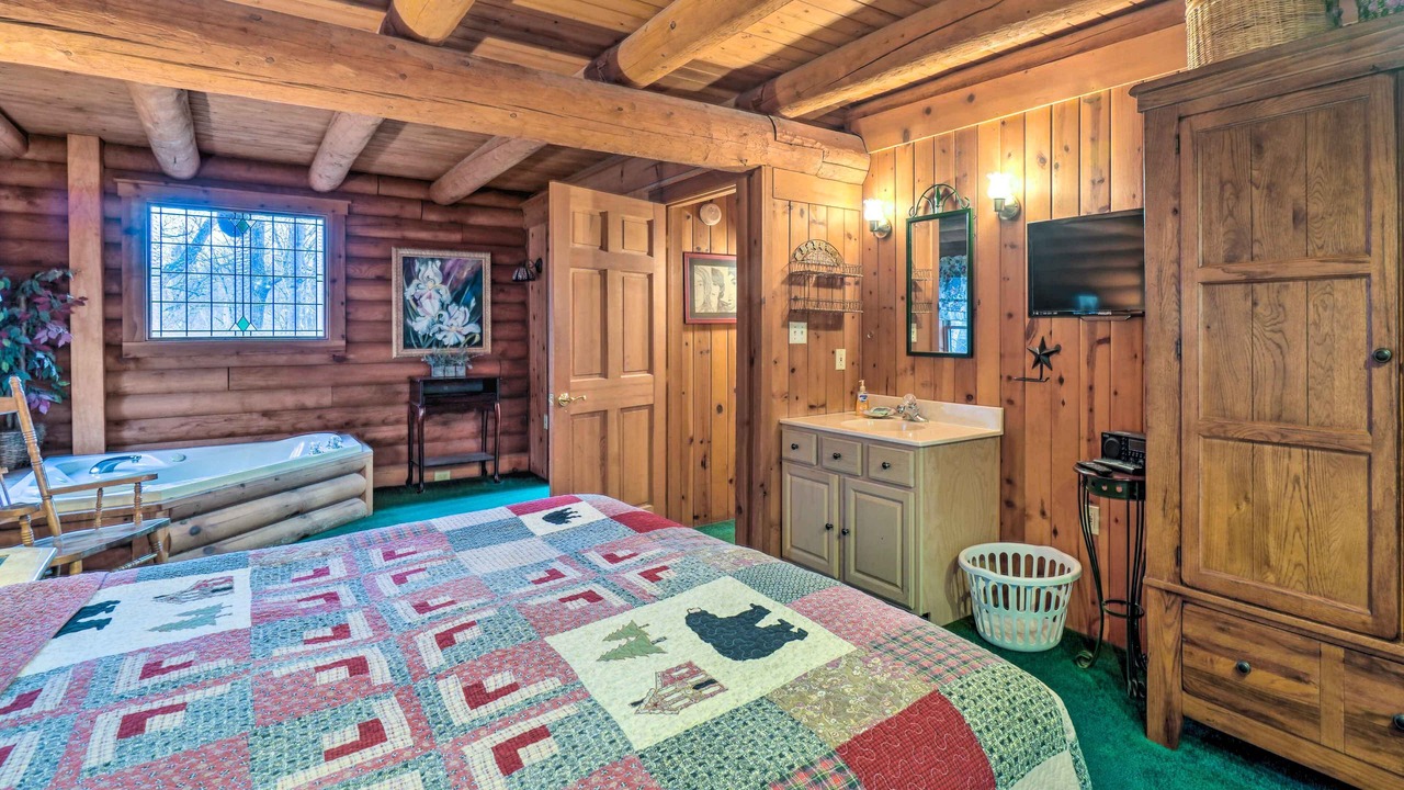 Photo of Bedroom in Gatlinburg