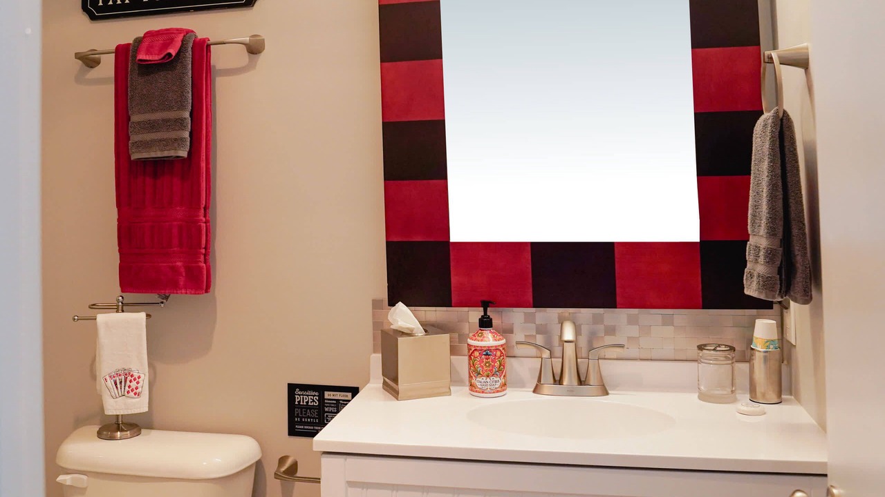 Photo of Bathroom in Summerville Historic District