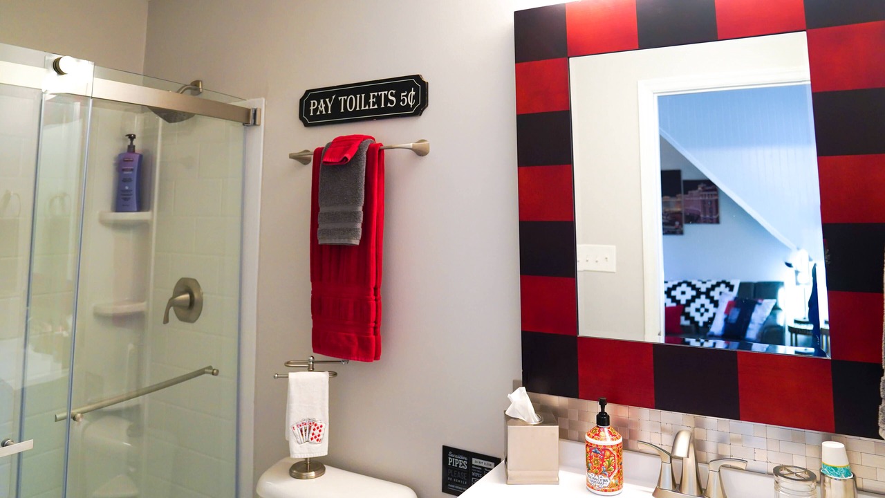 Photo of Bathroom in Summerville Historic District