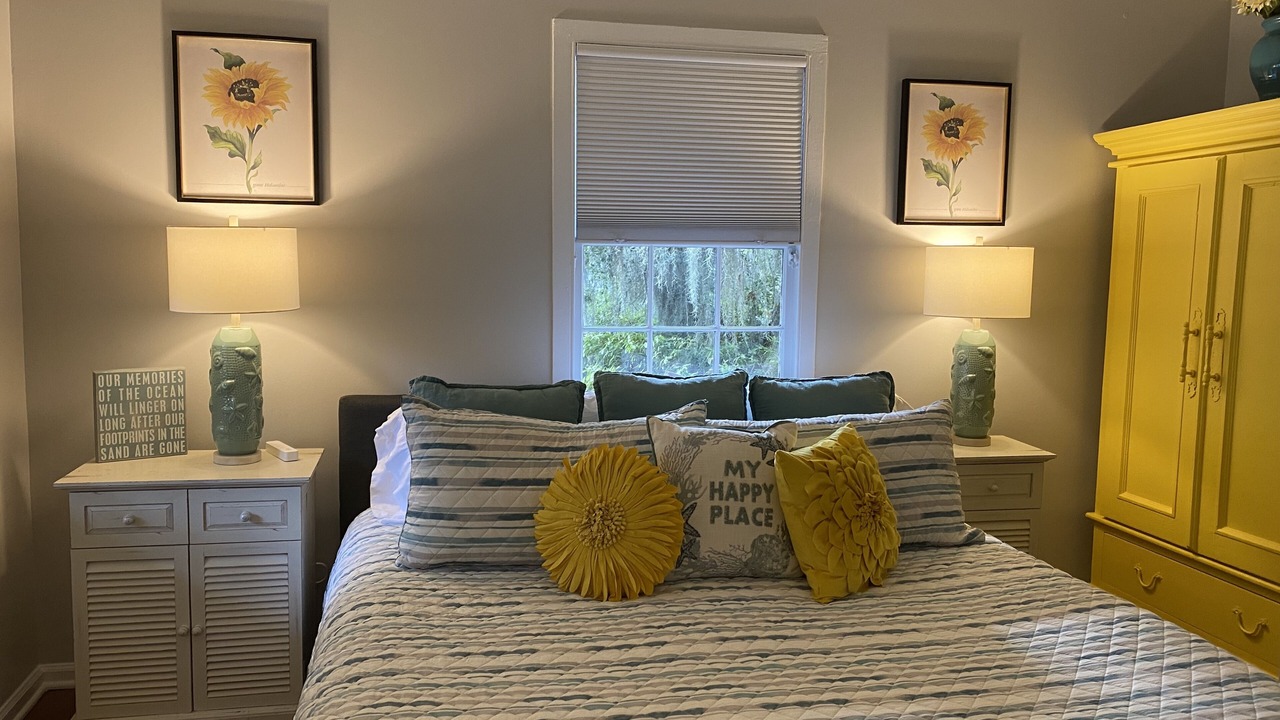 Photo of Bedroom in Summerville Historic District