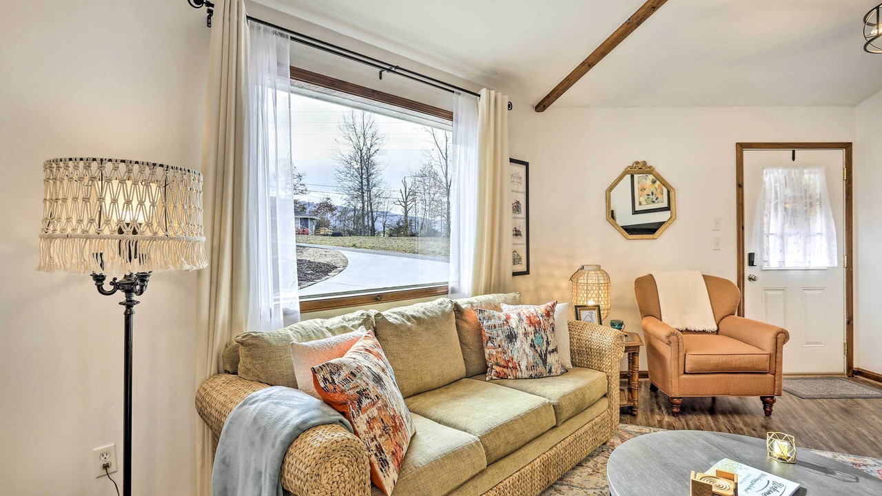 Photo of Livingroom in Trenton