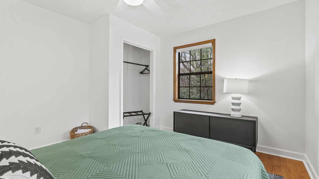 Photo of Bedroom in Lake Toxaway