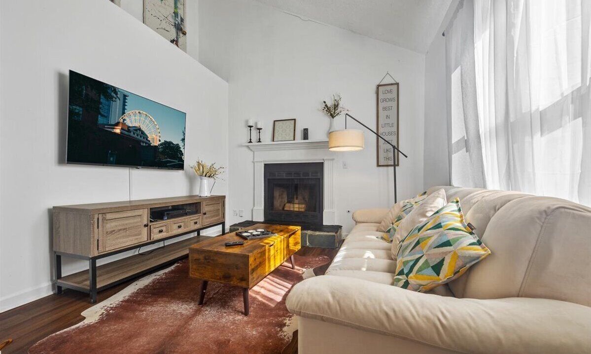 Photo of Livingroom in Marietta