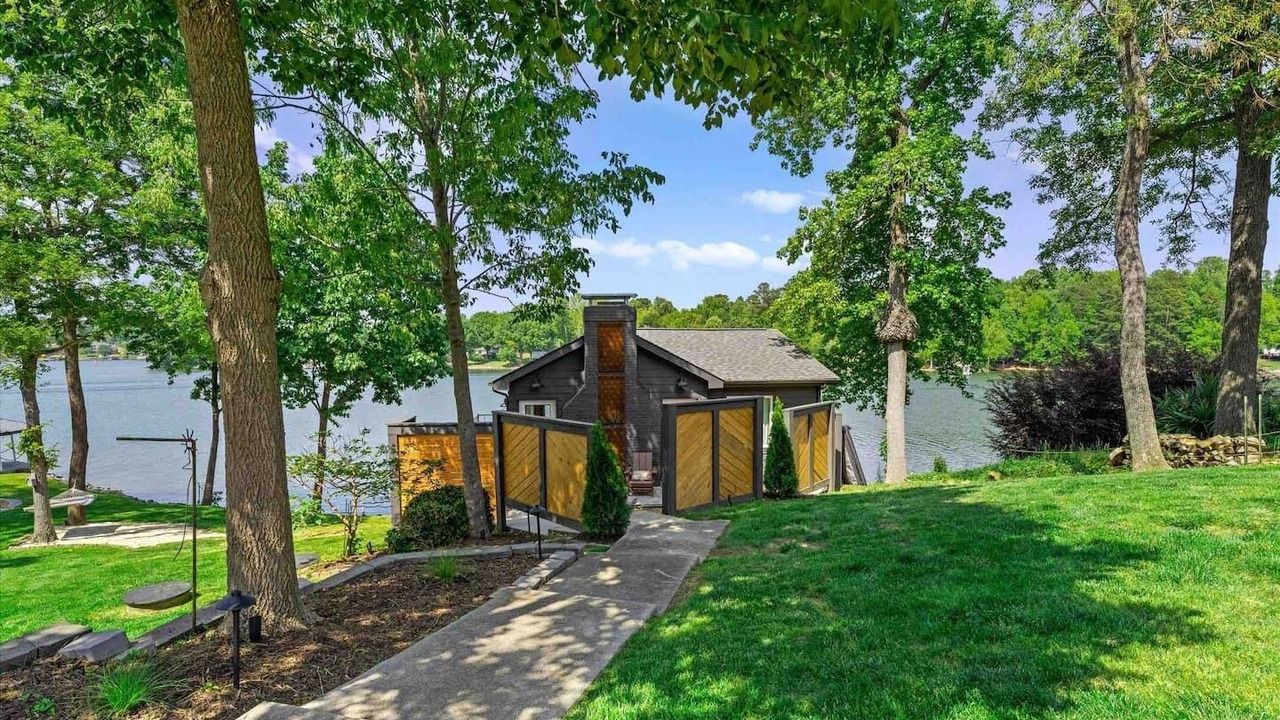 Photo of Outdoor in Mooresville