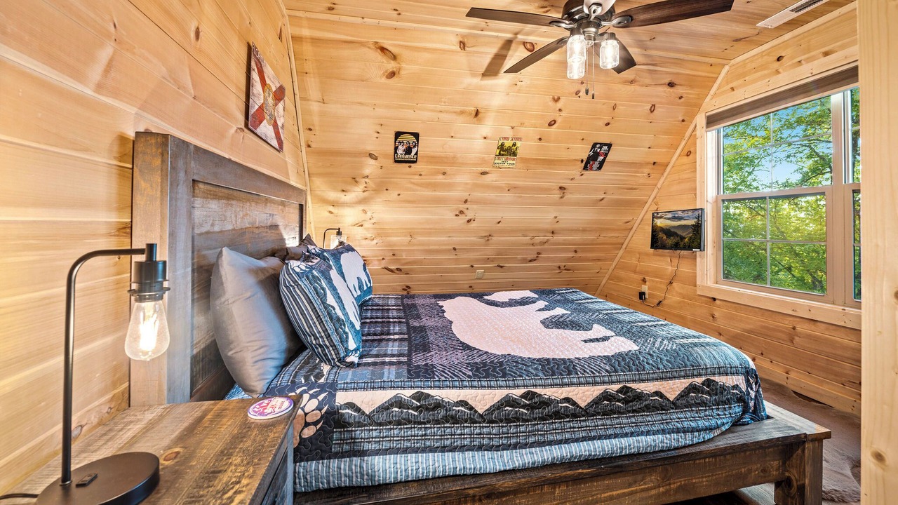 Photo of Bedroom in Sevierville