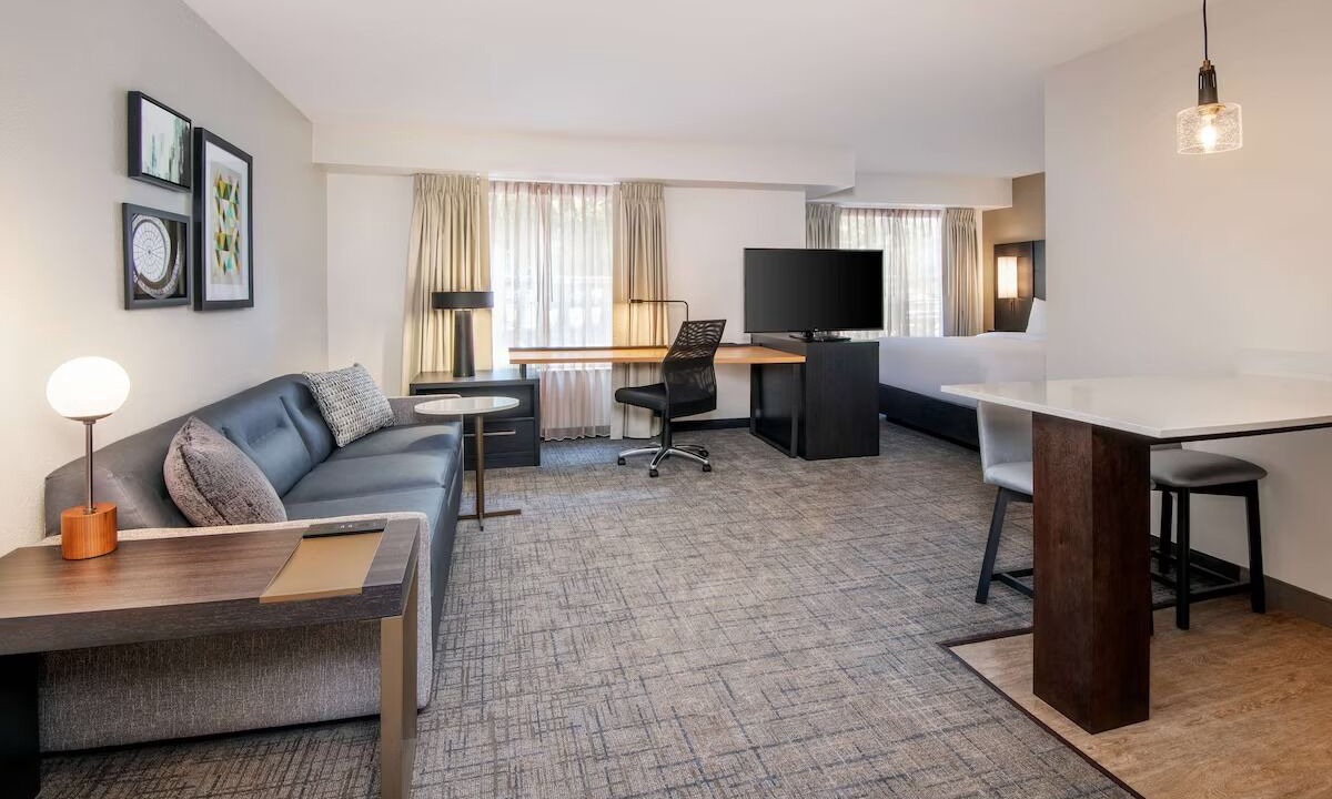 Photo of Livingroom in Town Center
