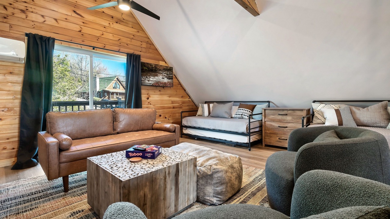 Photo of Livingroom in Sevierville