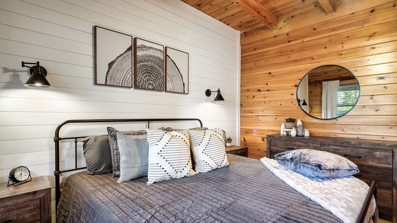 Photo of Bedroom in Sevierville