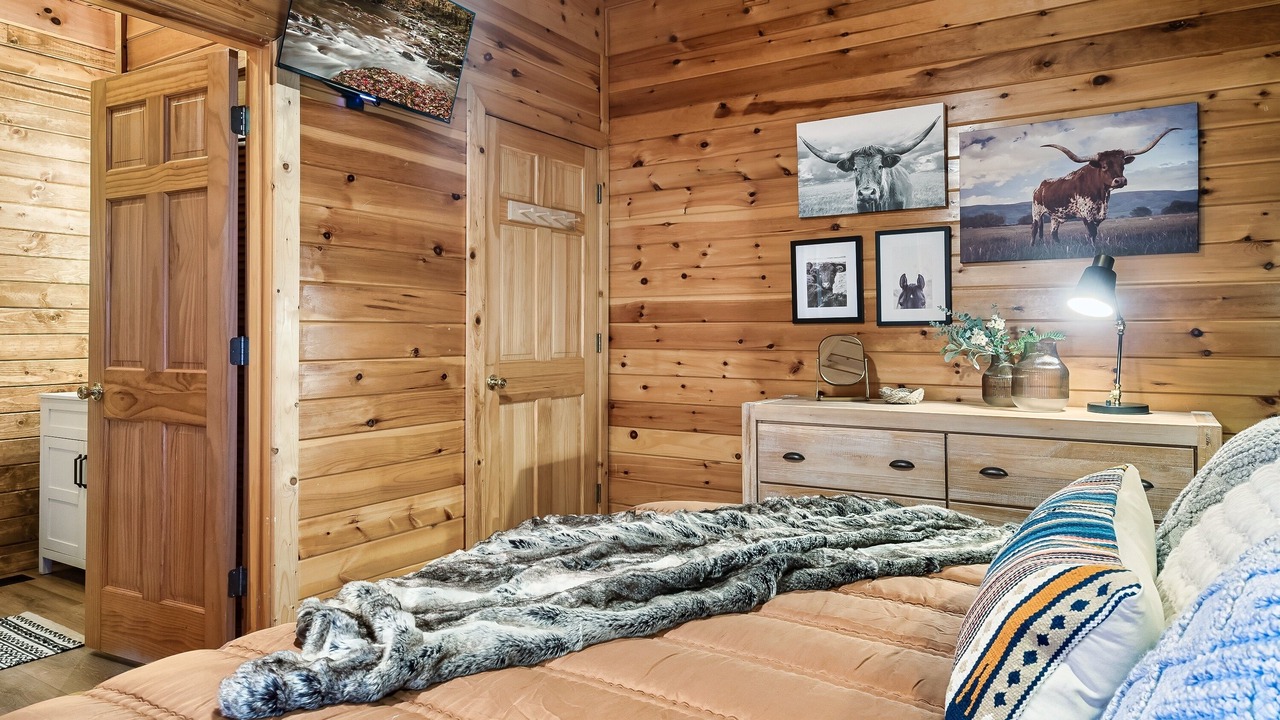 Photo of Bedroom in Sevierville