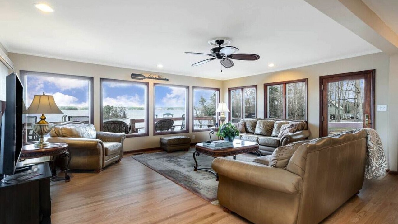 Photo of Livingroom in Mayhew