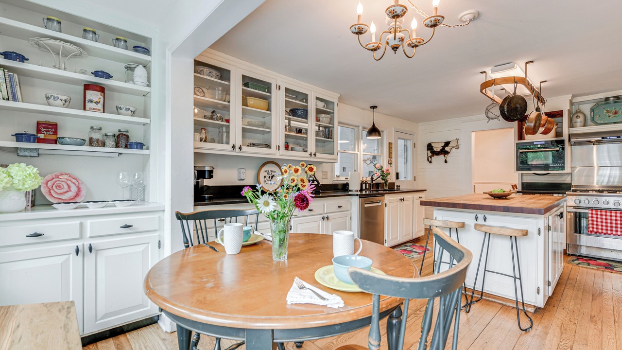 Photo of Kitchen in Maggie Valley