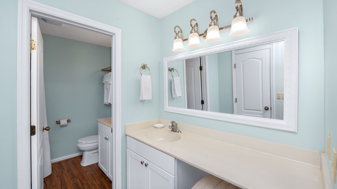 Photo of Bathroom in Ocean Ridge