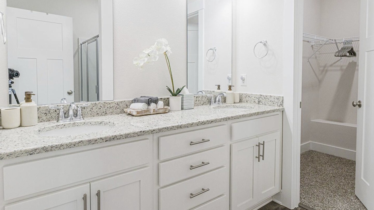 Photo of Bathroom in Ono Island