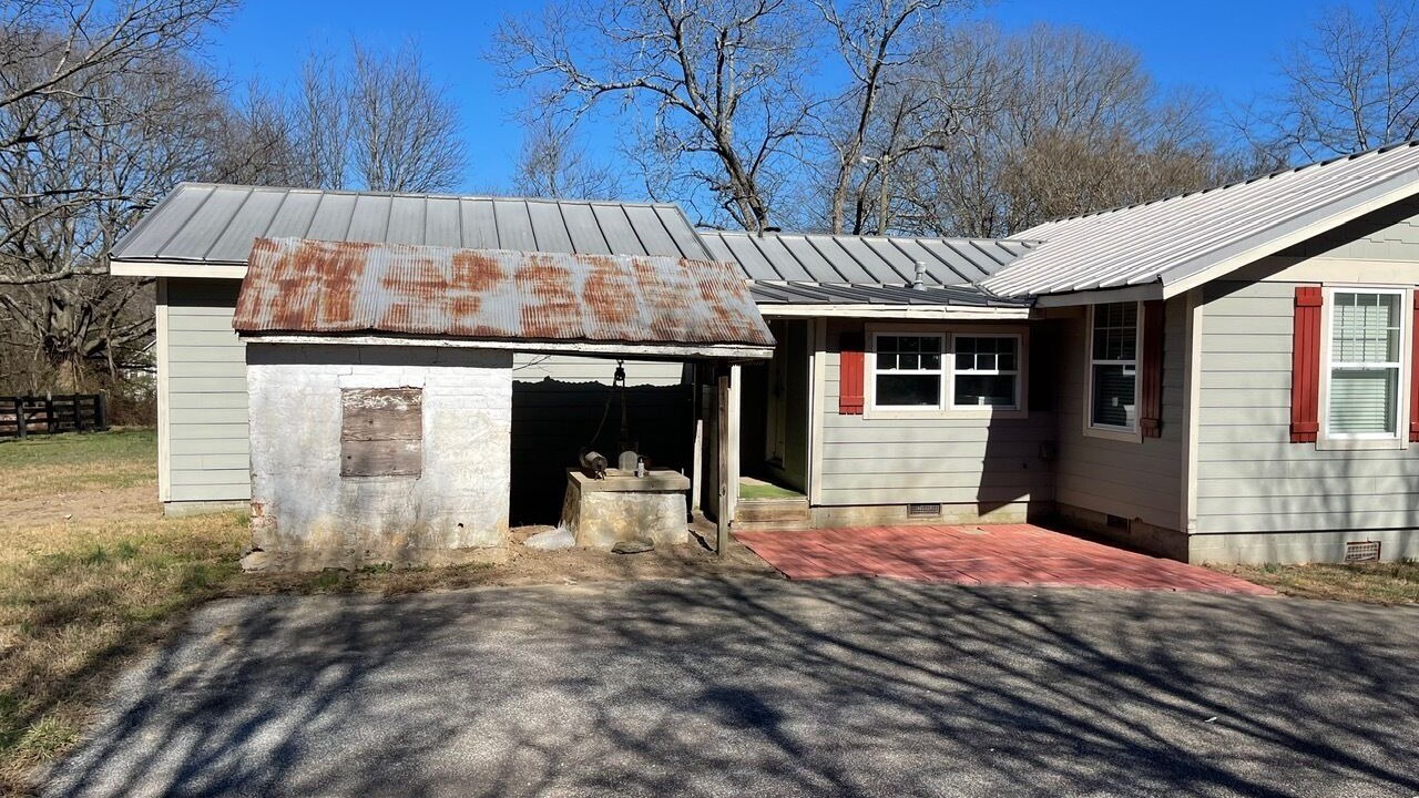 Photo of Outdoor in Powder Springs