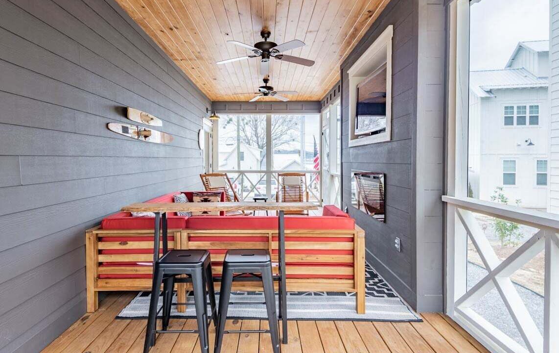 Photo of Livingroom in Guntersville