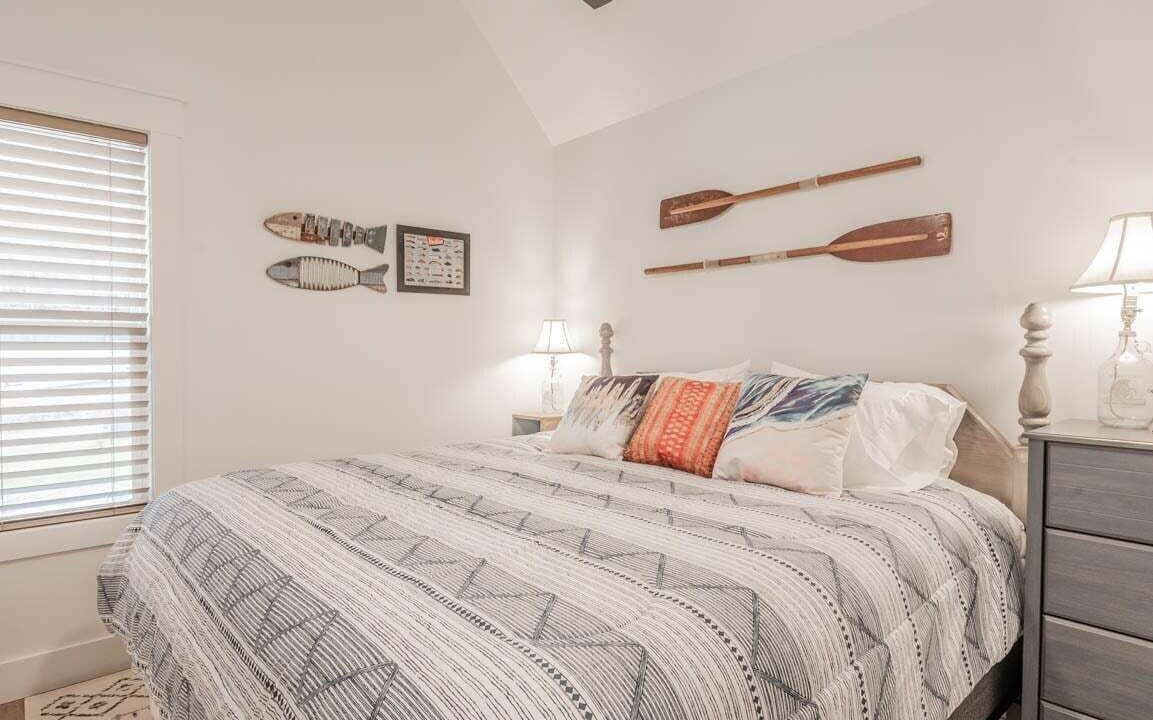 Photo of Bedroom in Guntersville