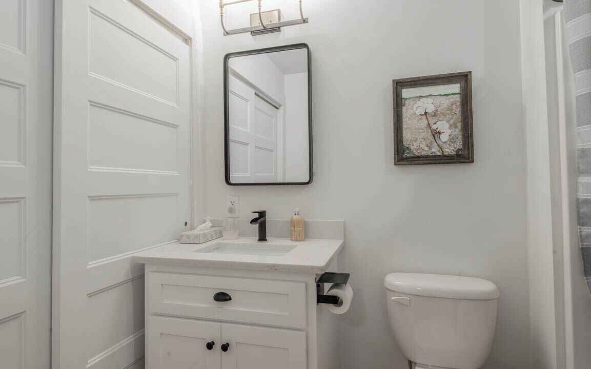 Photo of Bathroom in Guntersville