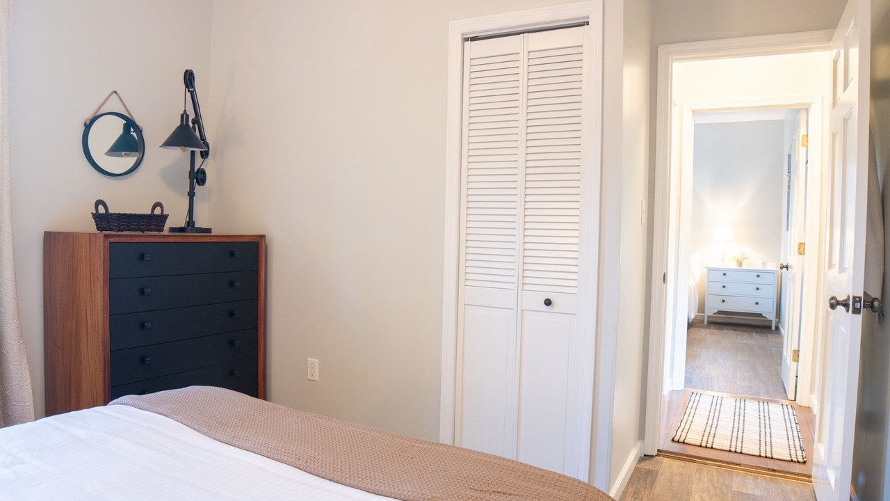 Photo of Bedroom in Robbinsville