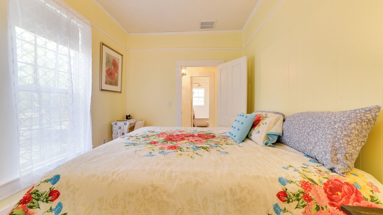 Photo of Bedroom in Thomasville
