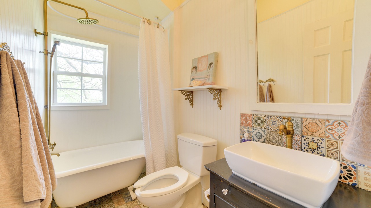 Photo of Bathroom in Thomasville