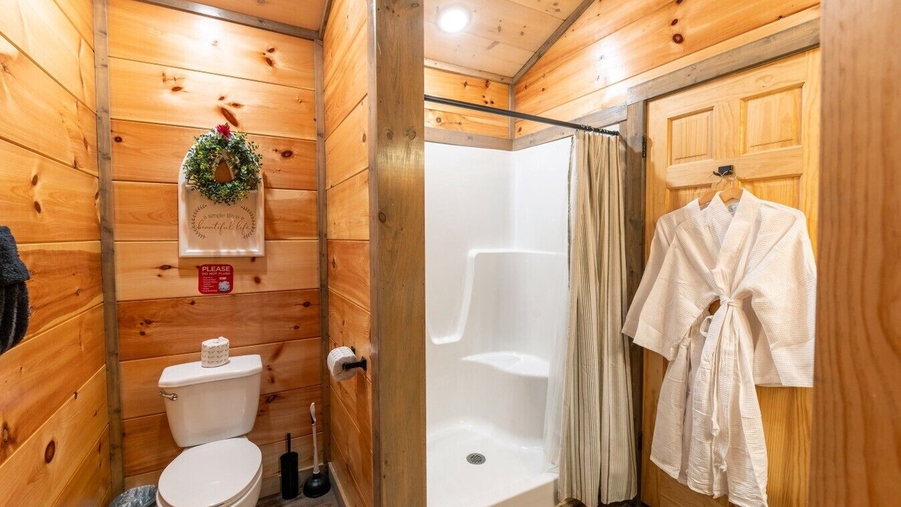 Photo of Bathroom in Sevierville