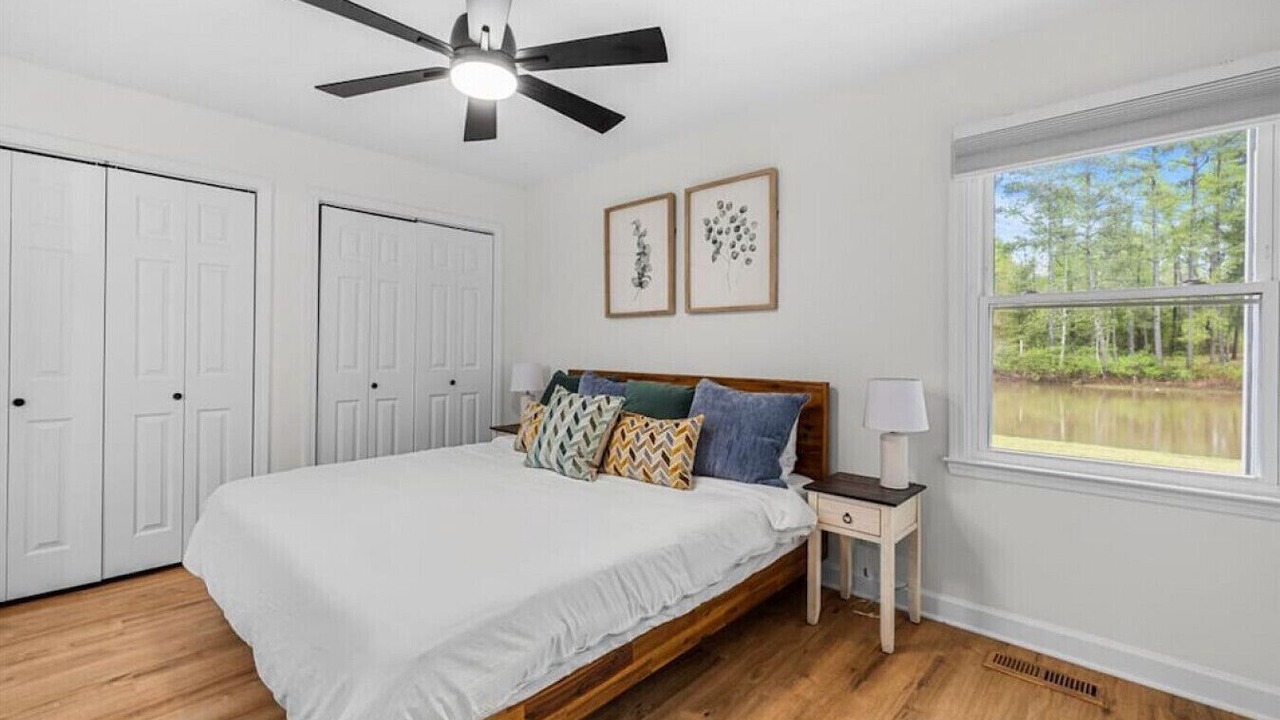 Photo of Bedroom in Macon