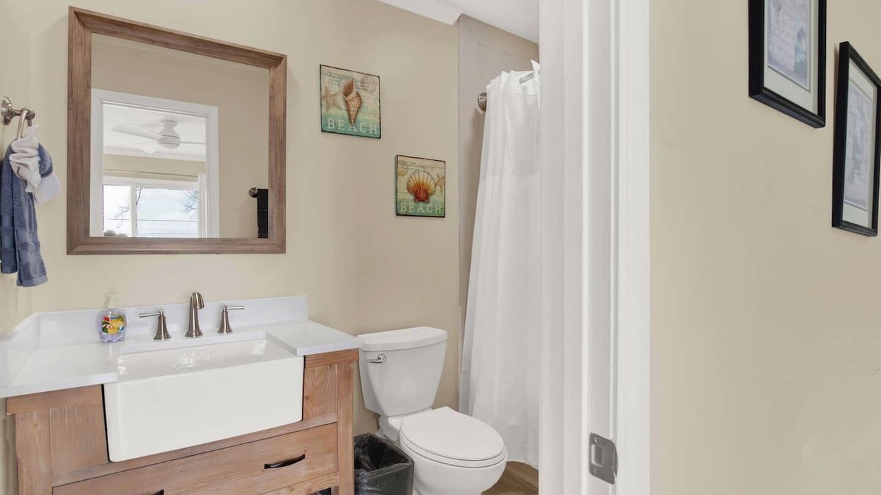 Photo of Bathroom in Laguna Beach