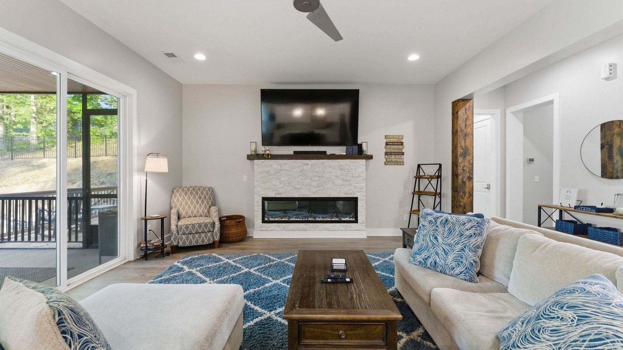 Photo of Livingroom in Mooresville