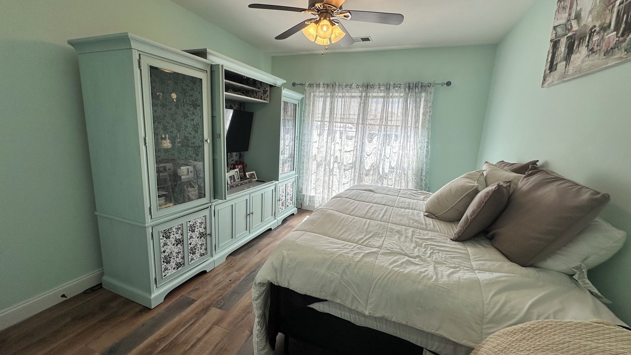 Photo of Bedroom in Evans