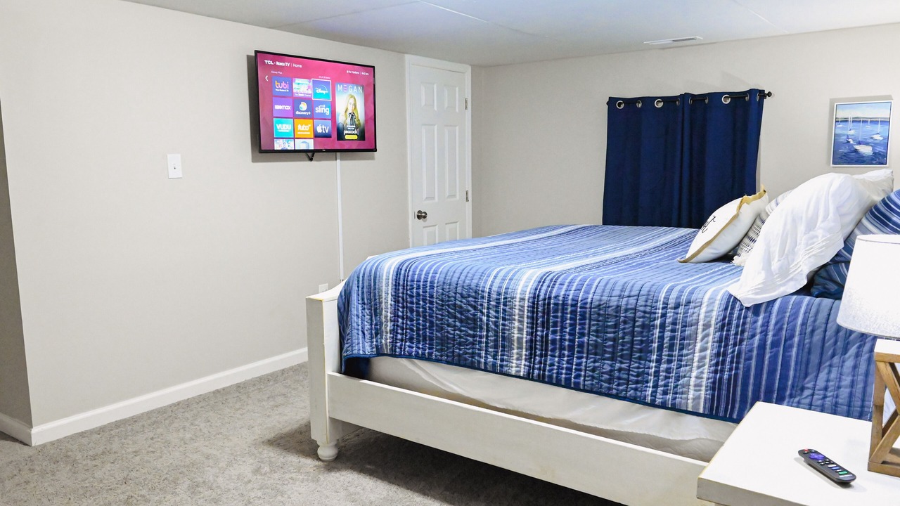 Photo of Bedroom in Section