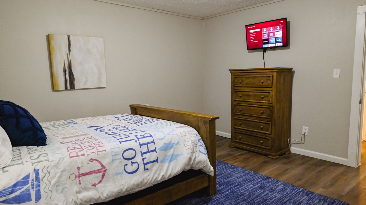 Photo of Bedroom in Section