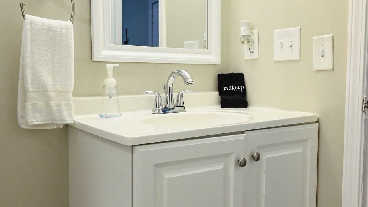 Photo of Bathroom in Section