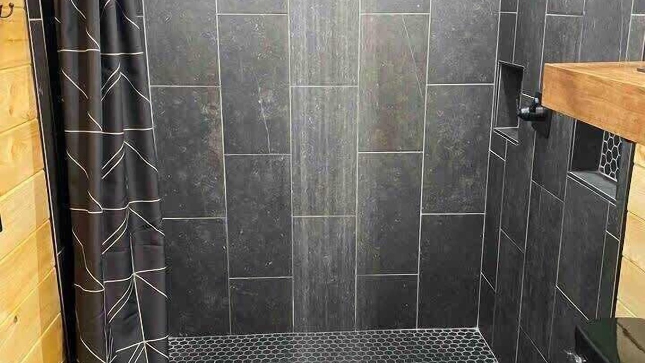 Photo of Bathroom in Rocky Grove
