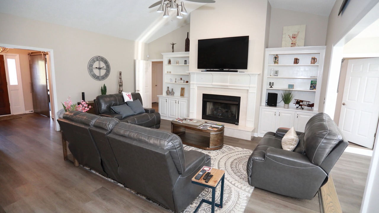 Photo of Livingroom in Warner Robins